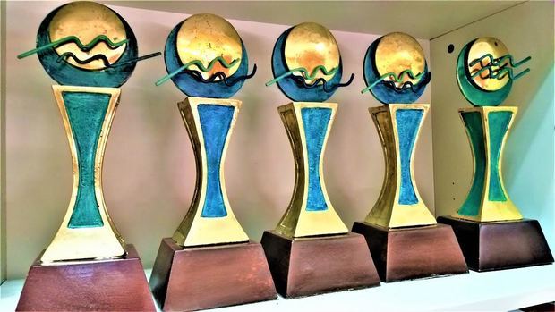 El trofeo del Premio PEL es elaborado en los talleres de El Artístico,
en La Romana
El Premio de Periodismo Turístico Epifanio Lantigua será entregado
el 20 de en el Salón La Fiesta del hotel Barceló Santo Domingo.