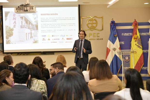 ENAE ofrece formación gratuita en IA y STEM.