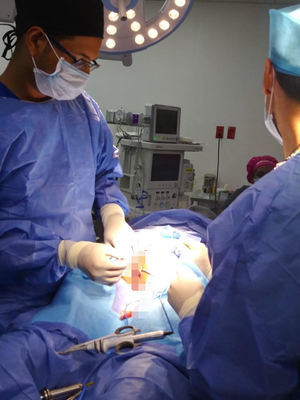 Decenas de pacientes fueron intervenidos quirúrgicamente durante la jornada de coloproctología.