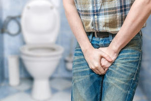 Las enfermedades de las vías urinarias afectan tanto a mujeres como a hombres