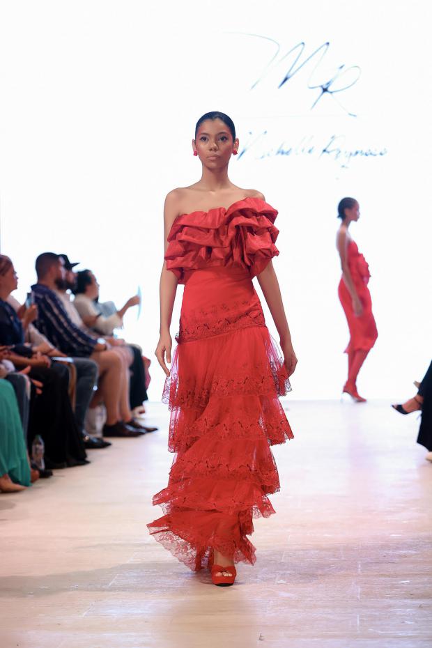 La Rosaleda de Michelle Reynoso engalana pasarelas del RDFW