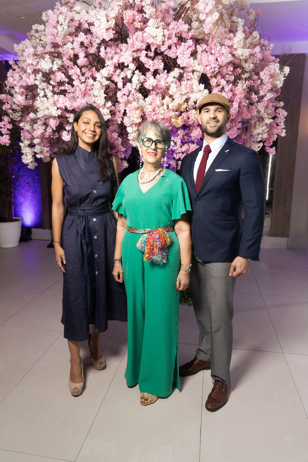 Anny Guilietta, Ana De Marchena y Carlos Dominguez.