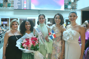 Fátima Bosch, Miss Universo 2025, llega a República Dominicana para promover la concienciación sobre el autismo