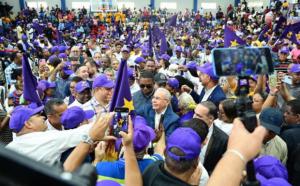 Danilo Medina anuncia reestructuración del PLD para fortalecer su base electoral