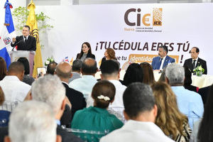 JCE inicia la entrega de nuevas cédulas en un esfuerzo por beneficiar a más de 9 millones de dominicanos