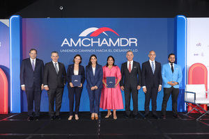 AMCHAMDR, Grupos BID y Banco Mundial analizan el futuro económico de la República Dominicana
