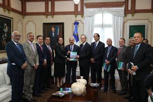 Presidente Danilo Medina aprueba del Plan Reordenamiento del Río Yaque del Norte