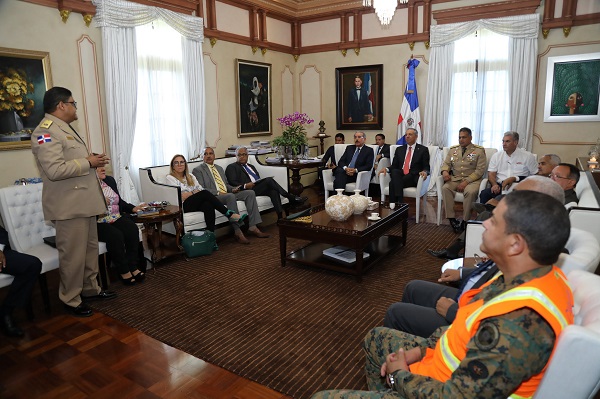 Aspecto de la reunión de autoridades en el Palacio Presidencial