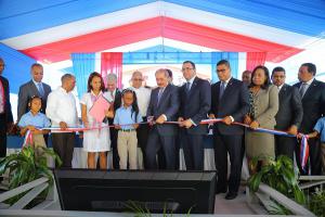 Danilo entrega la escuela número 55 en San Cristóbal