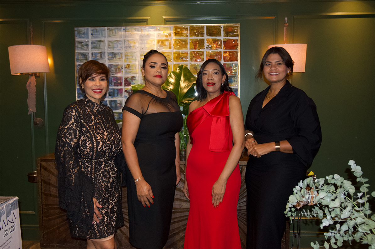 Lanzan programa Premium Personal System para empoderar a mujeres líderes