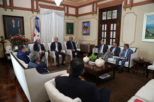 Danilo Medina pasa balance sobre recaudaciones 2018 