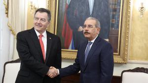 Presidente recibe al canciller chileno, Roberto Ampuero