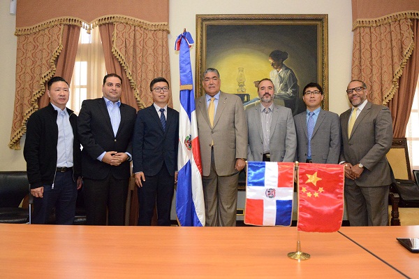 Encuentro con inversionistas chinos
