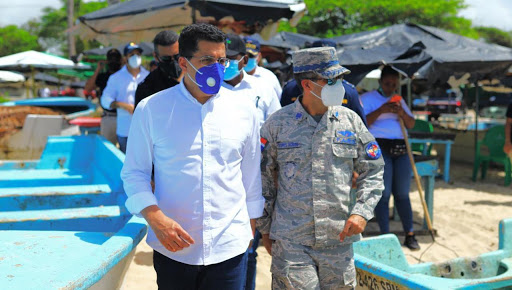 Ministro de Turismo se reúne con autoridades de playas de Boca Chica, Guayacanes y Juan Dolio