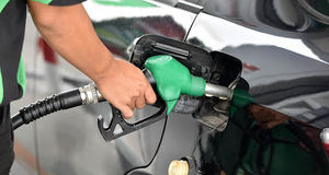 Paso del huracán Laura aumentó los precios de los combustibles