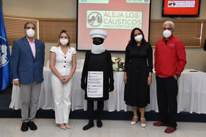 Hospital Hugo Mendoza y SNS lanzan campaña “Aleja los cáusticos, hazlo por tus hijos