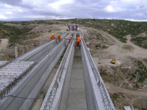 Reanudan construcción de presa Boca de los Rí­os en Santiago Rodrí­guez.