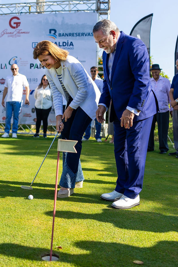 La vicepresidenta de la República, Raquel Peña y Haime Thomas Frías