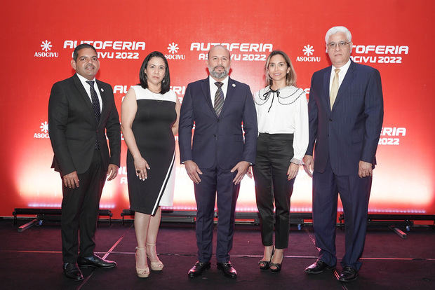 Peter Cabrera, Marlennys Contreras, Héctor Rodríguez Ureña, Deborah De Los Santos y Silvestre Aybar.