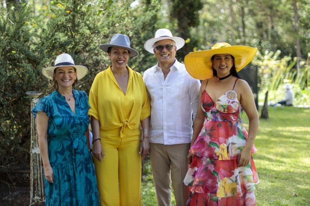 Daris Estrella, Josefa Mejia, José Antonio Castillo y Anne Casado.