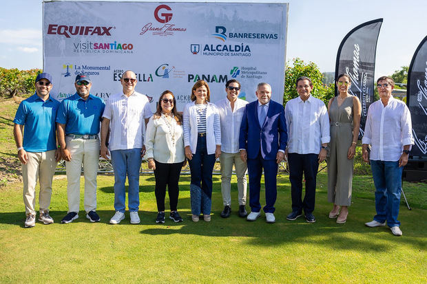  Jimmy Frías, José Alberto Adam, Ulises Rodriguez, Rosa María Santos, la vicepresidenta de la República Raquel Peña, Haimethomas Frías, Haime Thomas Frías, Daniel Rivera, Melany Rodríguez y Manuel Estrella.

