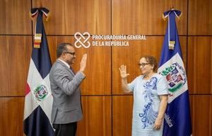 Procuradora German Brito juramenta nuevo inspector general del Ministerio Público