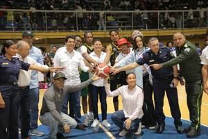 Inauguran la V Copa de Baloncesto Luis Báez con más de 500 jugadores en Peravia