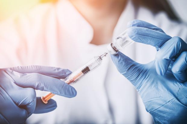 Instalarán centros acopio de vacunas en Santiago, San Francisco de Macorís y Barahona