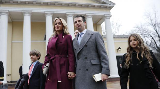 Vanessa Trump y Donald Trump Jr.