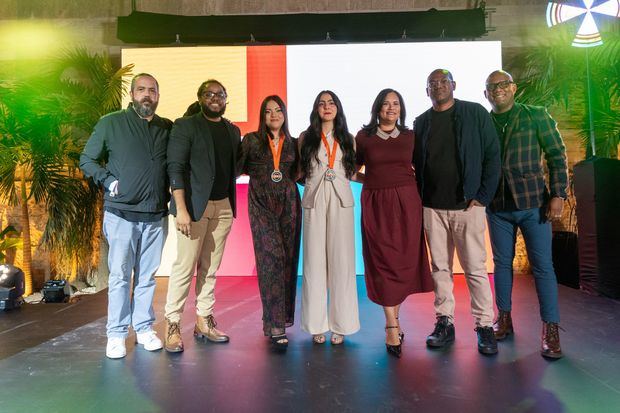 Nuevos Talentos: Premios La Vara lanza categoría para jóvenes creativos.