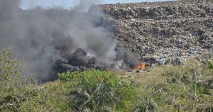 Se registra un incendio en el vertedero de Duquesa