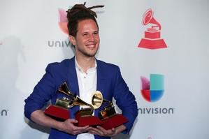 Su disco A la mar le permitió ganar tres premios Grammy Latino