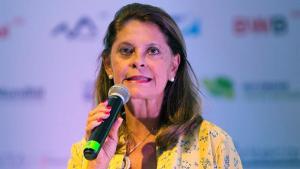 La vicepresidenta colombiana dice que la FARC incumple con la entrega de niños reclutados