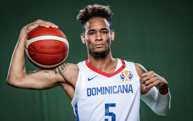 Capitán de la selección dominicana de baloncesto Víctor Liz.