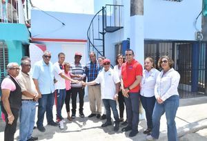 Entregan vivienda reconstruida a boxeador Leonel de los Santos