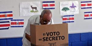 Comienzan elecciones en Costa Rica sin un claro favorito a la Presidencia