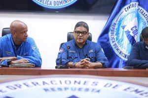 Diecinueve provincias dominicanas en alerta por avance de la tormenta Fiona