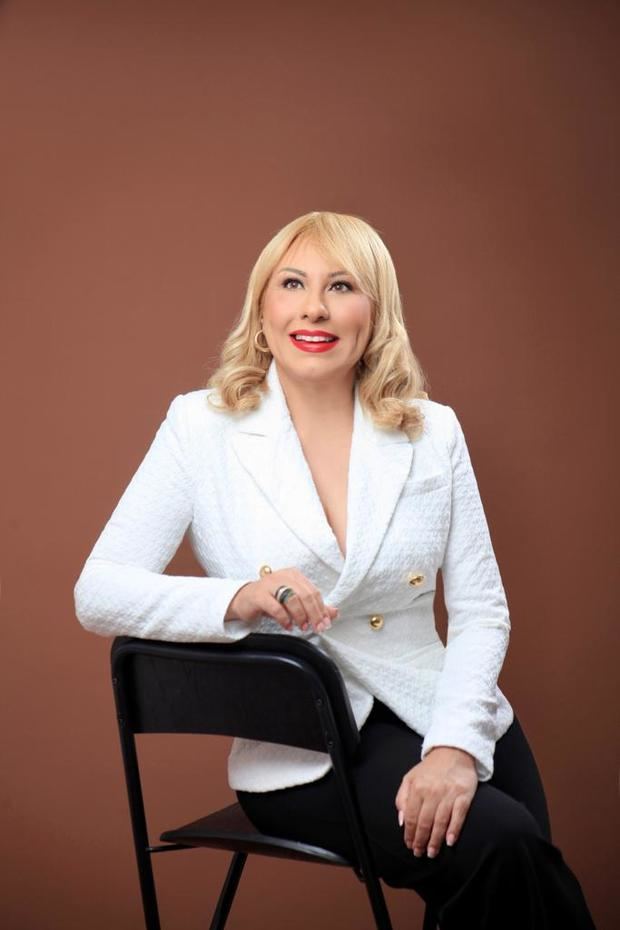 Lolita Suárez.