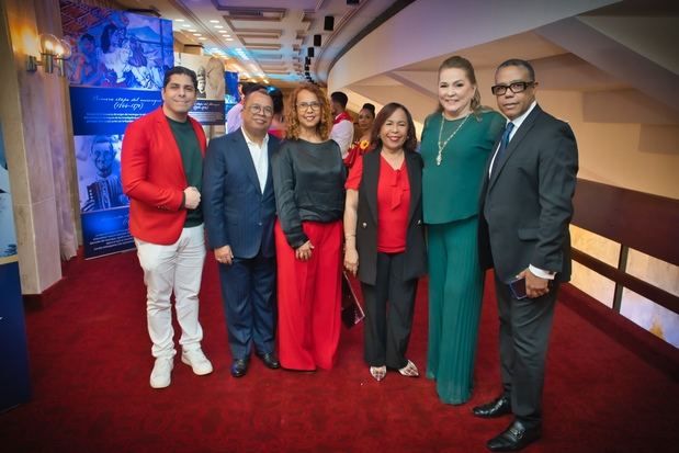 Acroarte presenta libro de Euri Cabral.