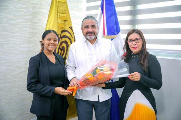JCE recibe representantes del Colectivo Femenino Internacional para la Democracia