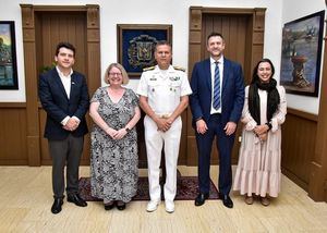 La Armada Dominicana y el Reino Unido refuerzan la cooperación en seguridad marítima con visita de embajadora