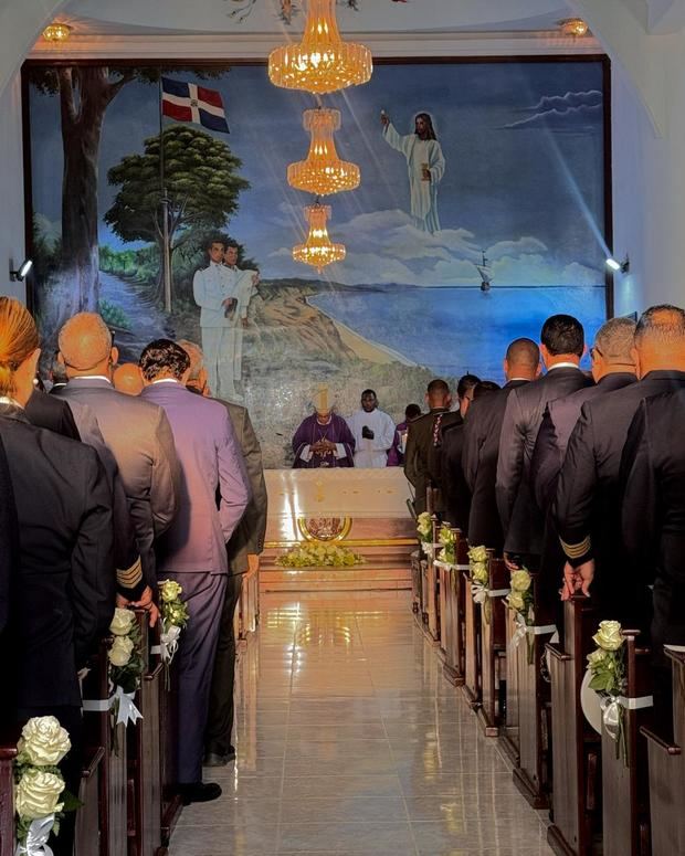 Armada de República Dominicana honra su legado de valor y compromiso al conmemorar su 181.º aniversario.
