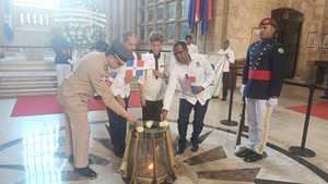 Efemérides Patrias rinde homenaje al Coronel Fernández Domínguez en el Día del Soldado Democrático