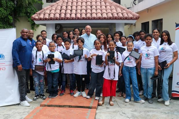 Éxito rotundo en el Campamento “Verano Maker 2025”