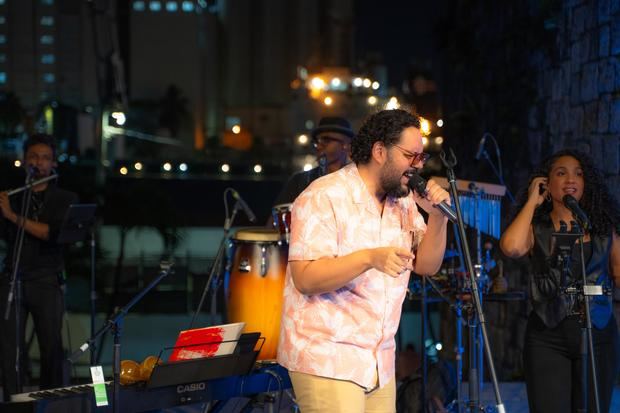 Manerra anuncia concierto en Escenario 360 el 14 de noviembre.