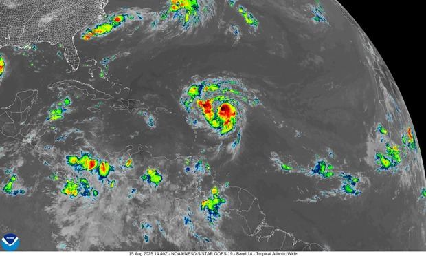 COE declara alerta en RD por ciclón tropical Erin