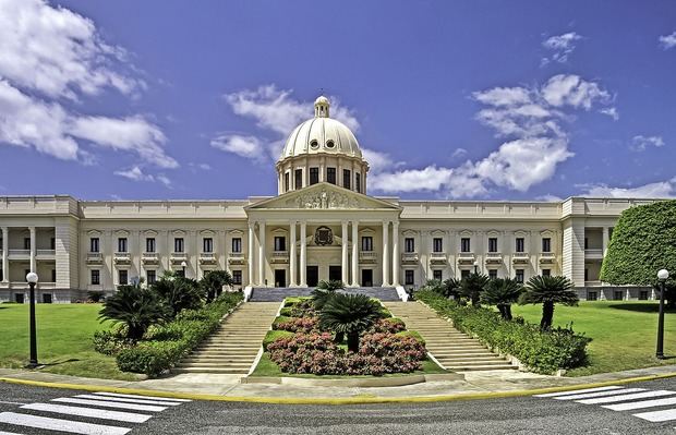 Gobierno presenta proyecto de presupuesto reformulado para 2025