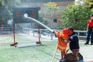 Bomberos del DN celebran "Bomberos en Familia" en el parque Iberoamérica