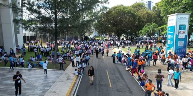 Inauguran la Feria del Libro Santo Domingo 2025.