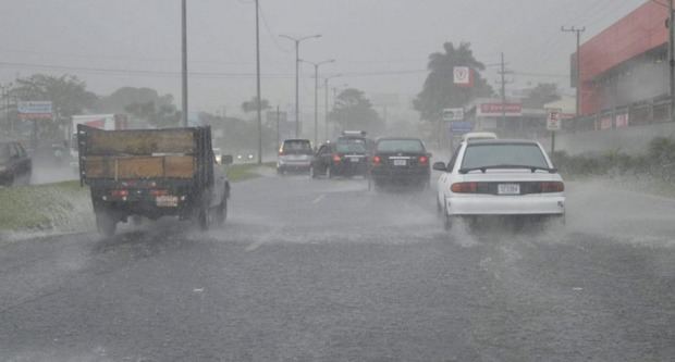 Alerta amarilla en 13 provincias por tormenta Melissa.